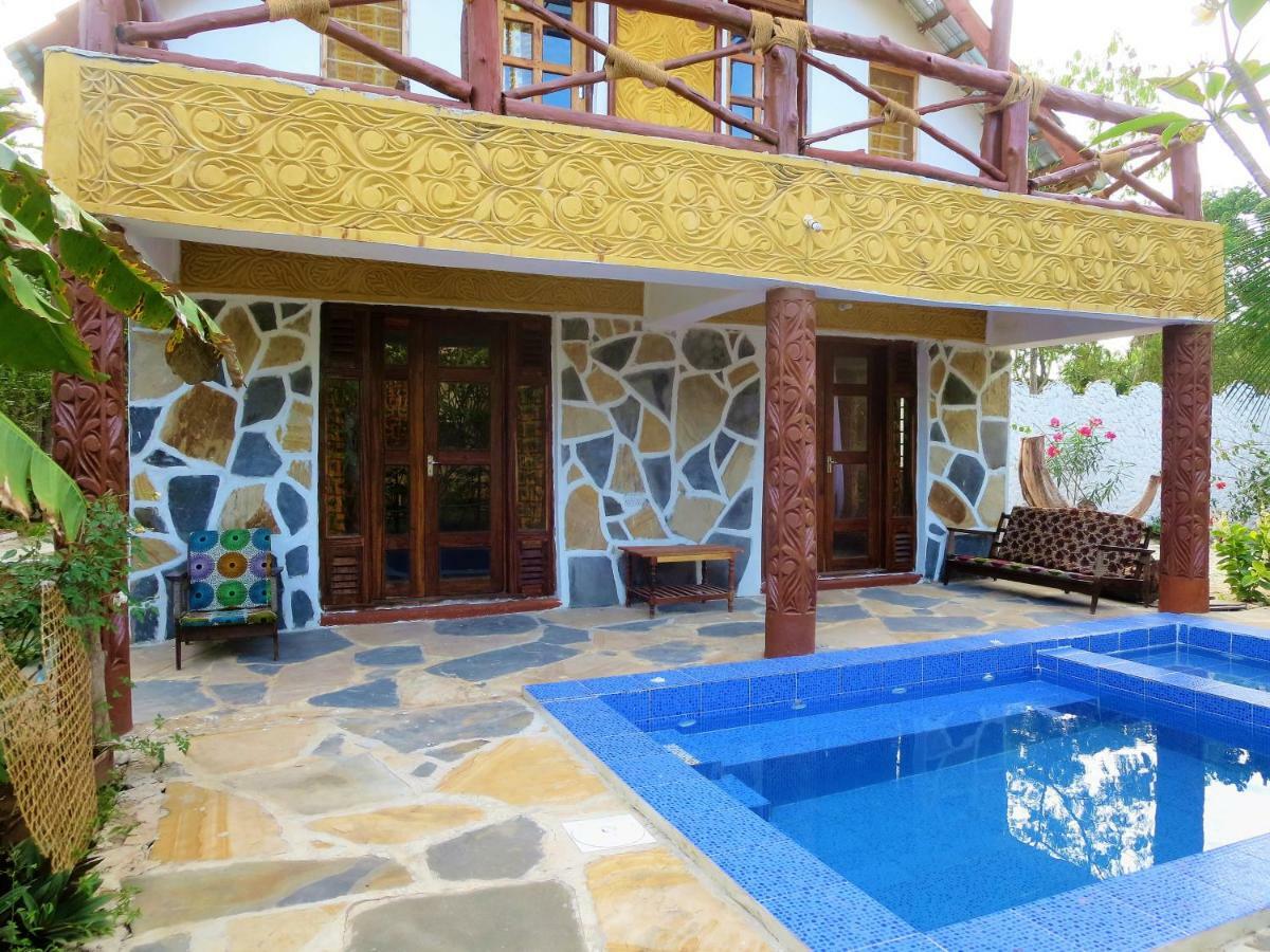 Queen Of Sheba Beach Lodge Pongwe Exterior photo
